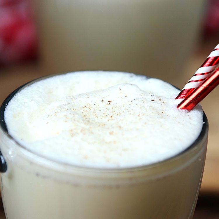 This Easy Homemade Eggnog Recipe Just Made Eggnog Season Year Round 0574