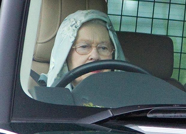 10 Times Queen Elizabeth Ii Proved She Is Just Like Us