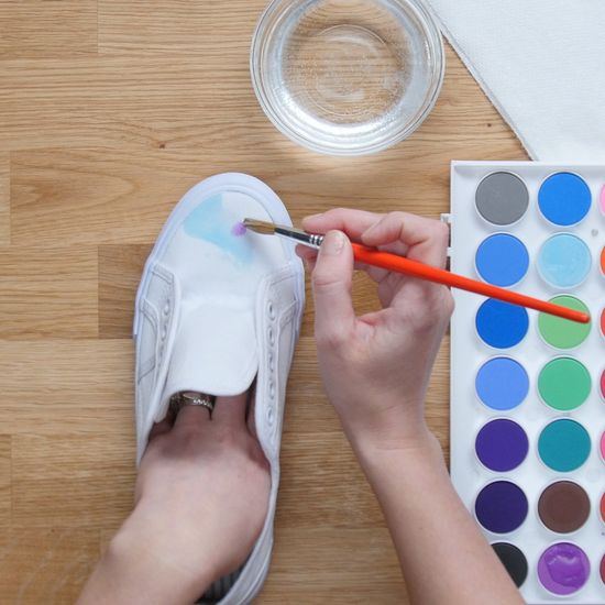 Make Your Shoes a Work of Art with this Simple DIY