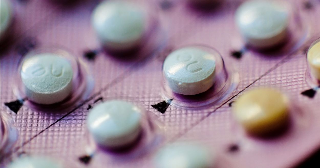 everything-you-need-to-know-about-birth-control-pills-the-healthy