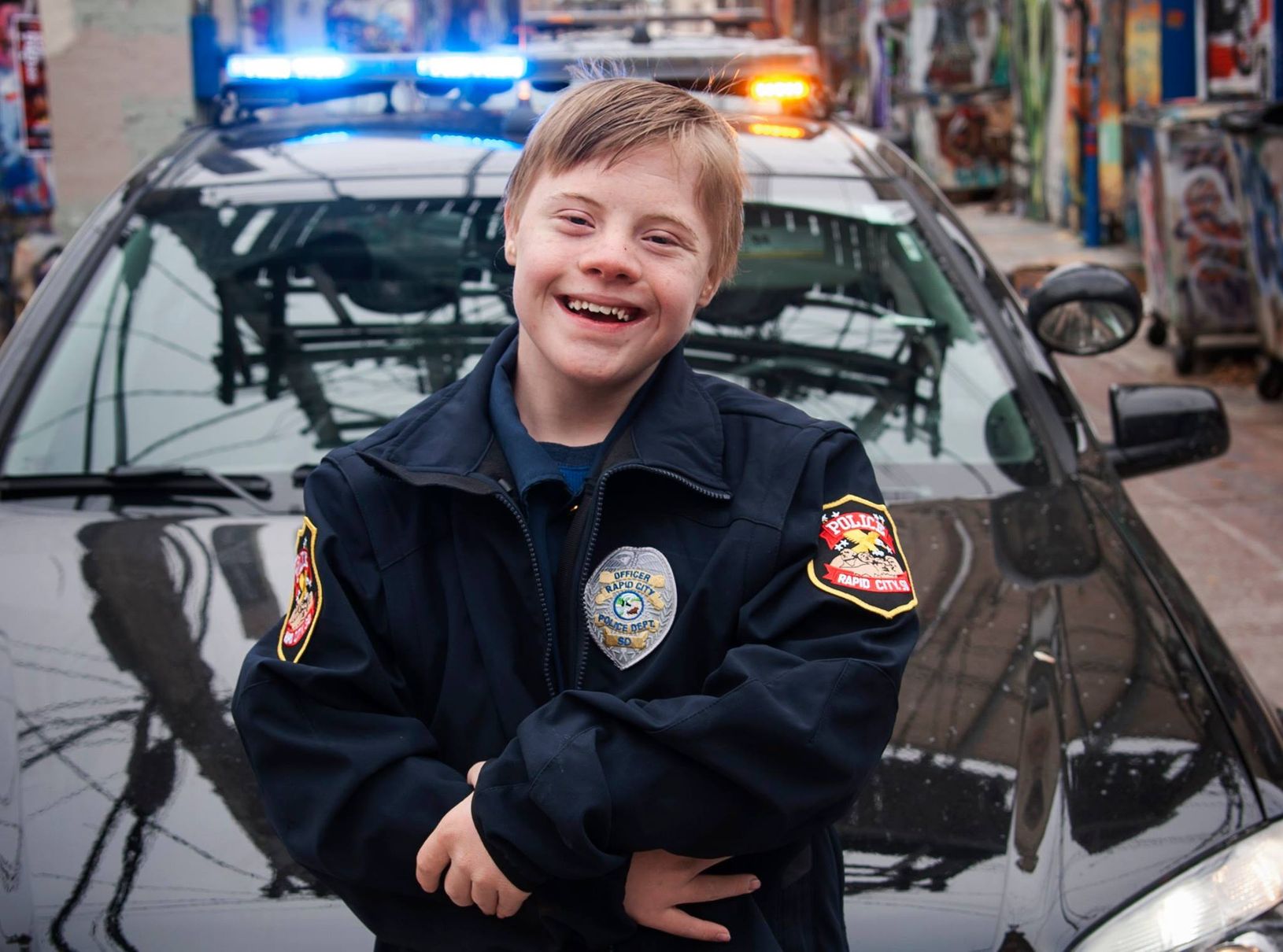 Police child. Детская полиция. Полицейский для детей. Юный полицейский. Мальчик полиция.