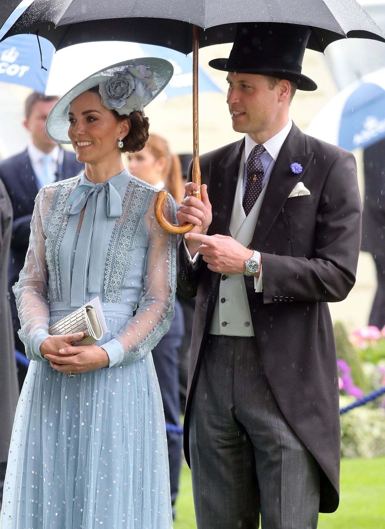 Kate Middleton Shines At The Royal Ascot See Day One In Pictures